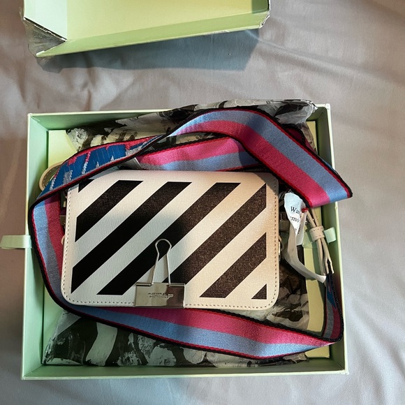 Off-White™ Diag Mini Leather Shoulder Bag brand new w dust bag and box - Picture 3 of 8